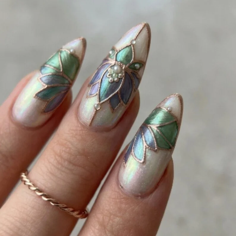 glass jewel nails, lotus nail art, press on nails, custom press on nails, fake nails, Nails Art, stained glass nails, gold press on nails, 3d press on nails, luxury press on nails, handmade press on nails