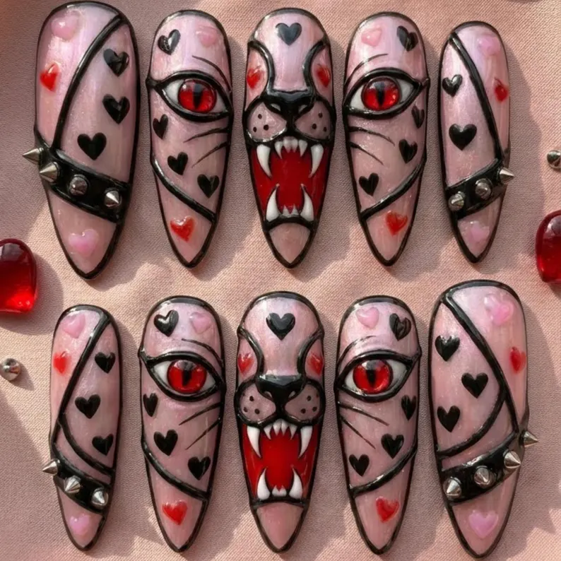 3D gothic nails, gothic valentine, press on nails, custom press on nails, fake nails, Nails Art, stained glass nails, gold press on nails, 3d press on nails, luxury press on nails, handmade press on nails