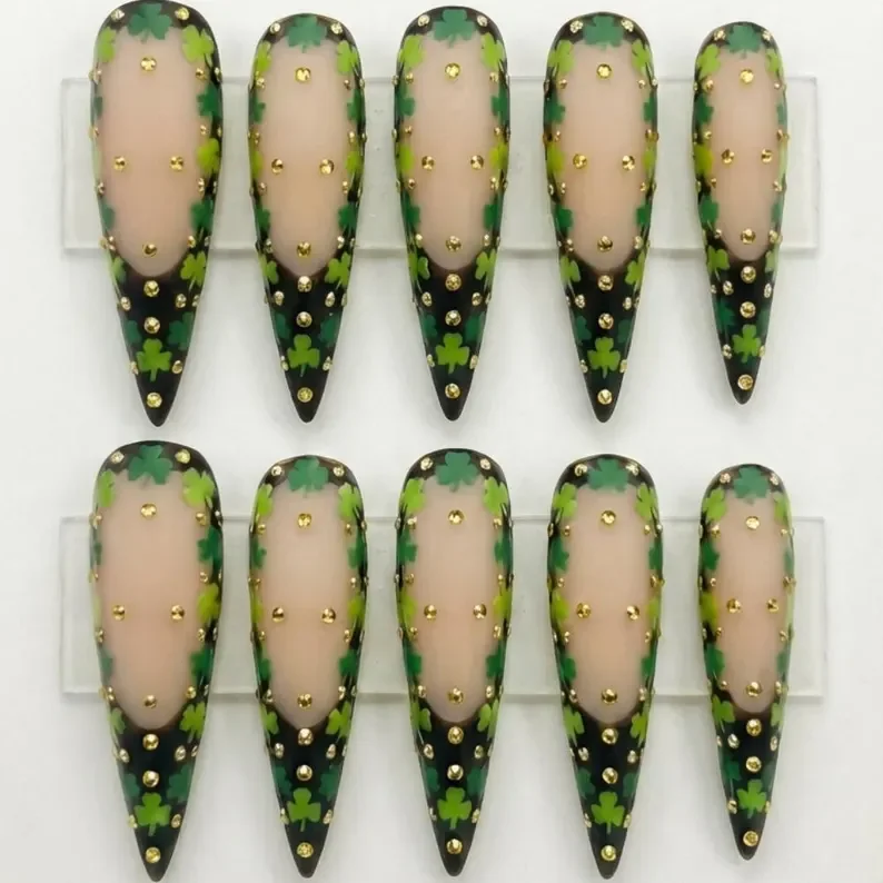 press on nails, custom press on nails, fake nails, Nails Art, stained glass nails, gold press on nails, 3d press on nails, luxury press on nails, handmade press on nails
