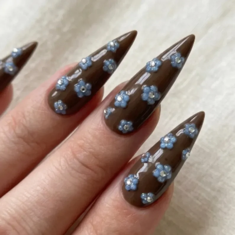 press on nails, custom press on nails, fake nails, Nails Art, stained glass nails, gold press on nails, 3d press on nails, luxury press on nails, handmade press on nails
