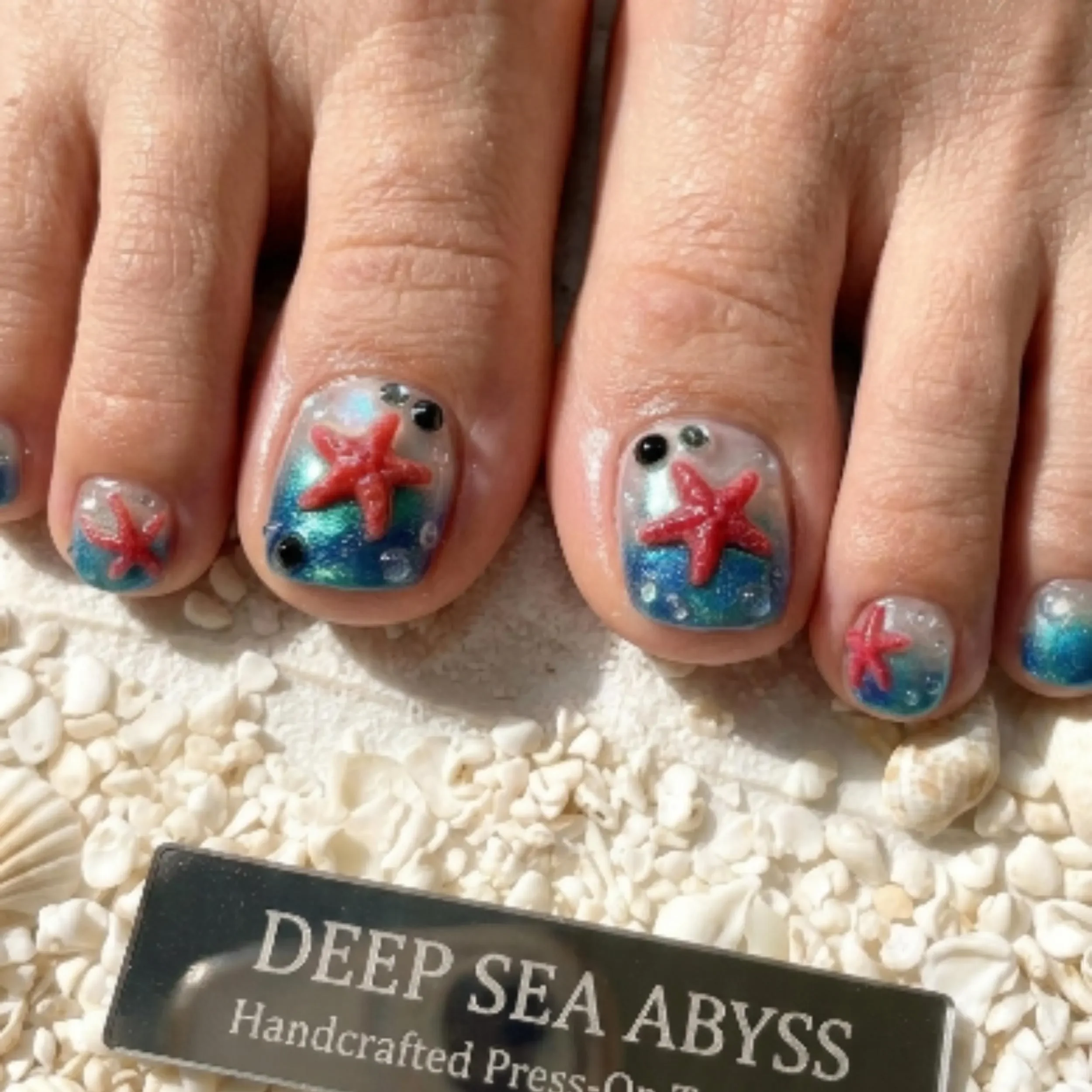 magnetic press on, magnetic toe nails, press on nails, custom press on nails, fake nails, Nails Art, stained glass nails, gold press on nails, 3d press on nails, luxury press on nails, handmade press on nails
