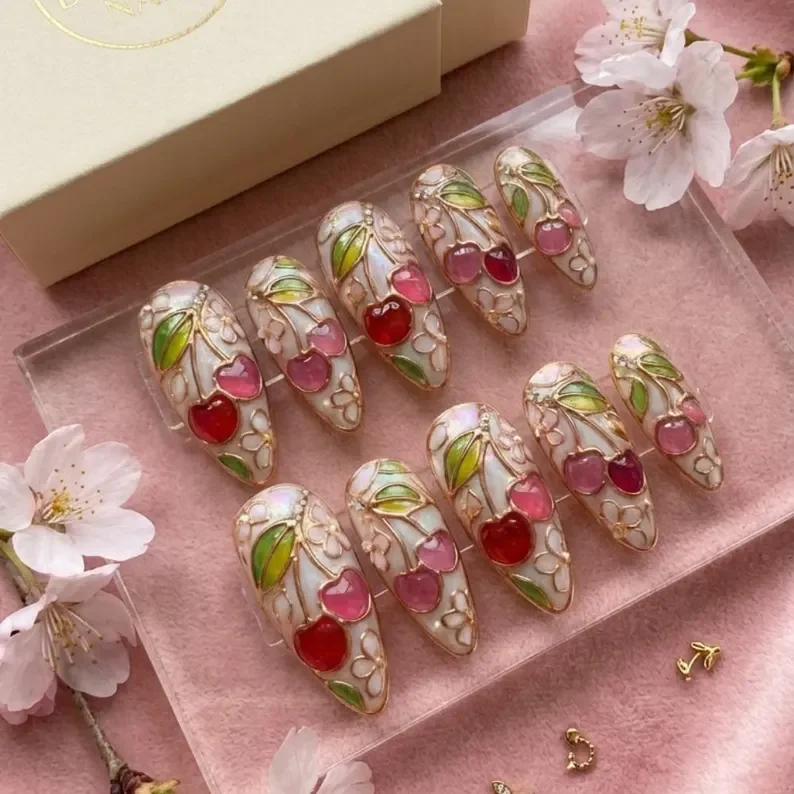 press on nails, custom press on nails, fake nails, Nails Art, stained glass nails, gold press on nails, 3d press on nails, luxury press on nails, handmade press on nails