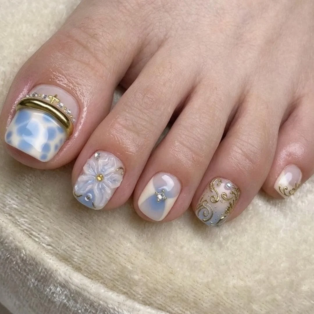 press on nails, custom press on nails, fake nails, Nails Art, stained glass nails, gold press on nails, 3d press on nails, luxury press on nails, handmade press on nails