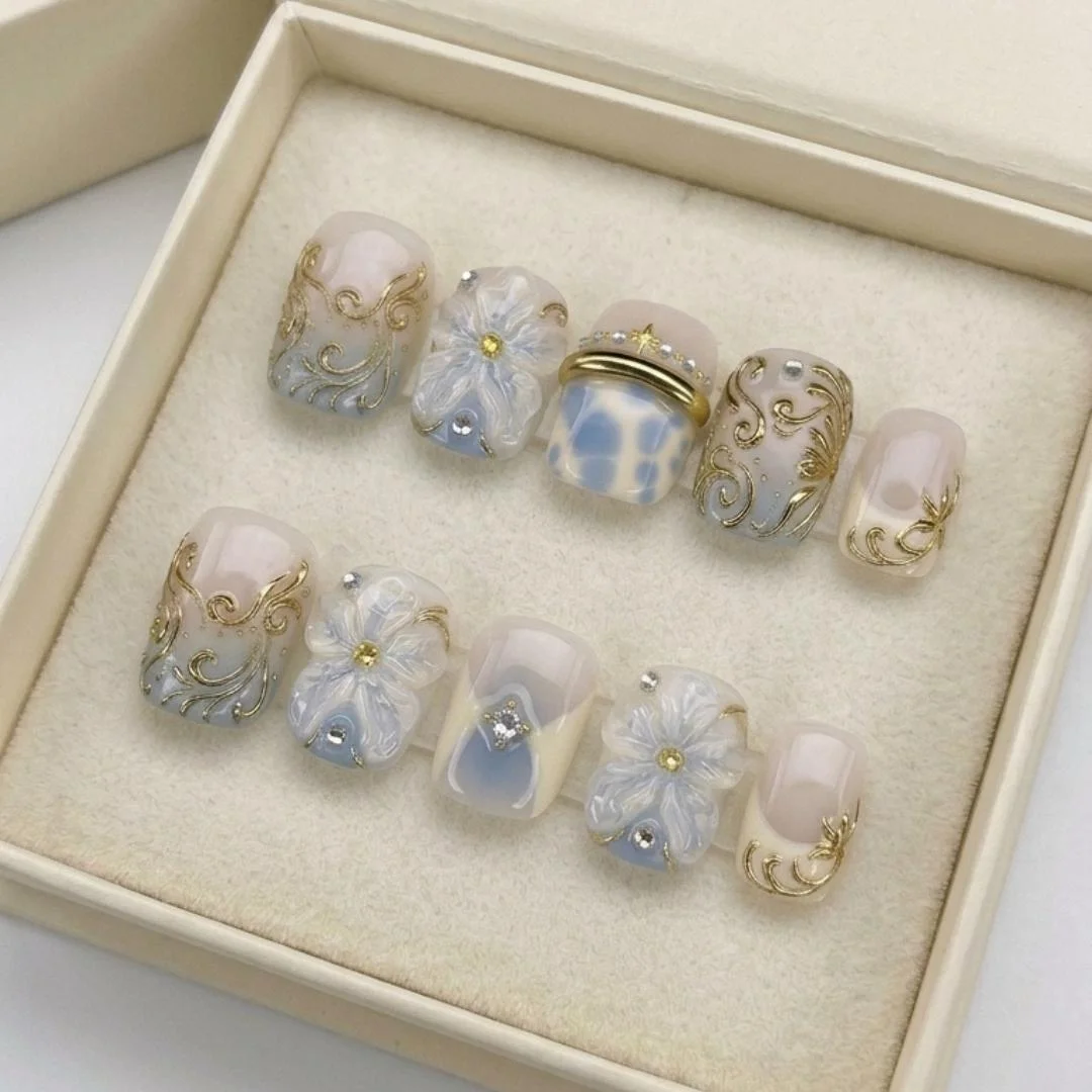 press on nails, custom press on nails, fake nails, Nails Art, stained glass nails, gold press on nails, 3d press on nails, luxury press on nails, handmade press on nails