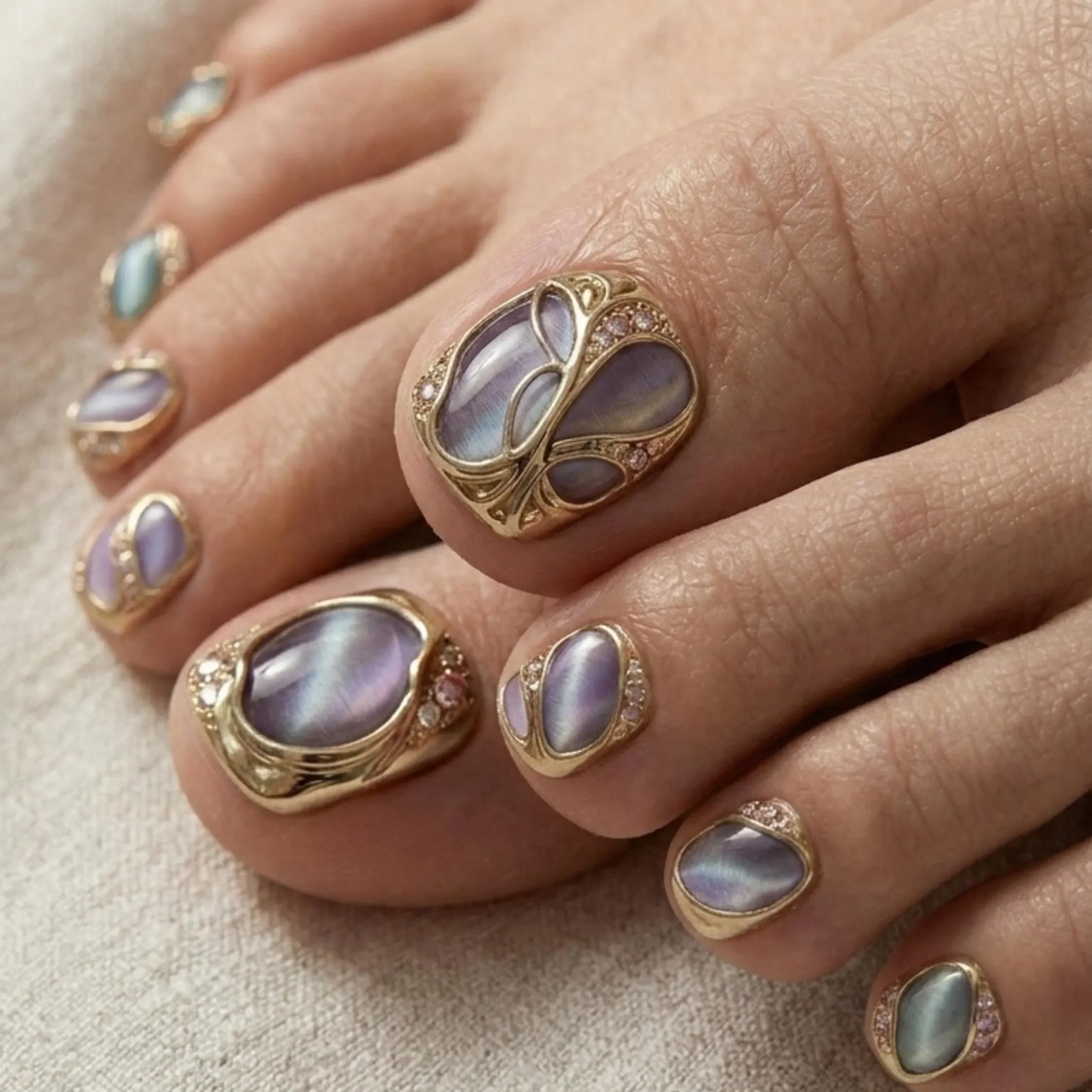 teal cat eye, cat eye pedicure, press on nails, custom press on nails, fake nails, Nails Art, stained glass nails, gold press on nails, 3d press on nails, luxury press on nails, handmade press on nails