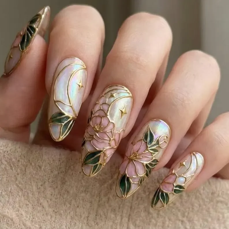 press on nails, stained glass nails, custom press on nails, fake nails, Nails Art, gold press on nails, 3d press on nails, luxury press on nails, handmade press on nails