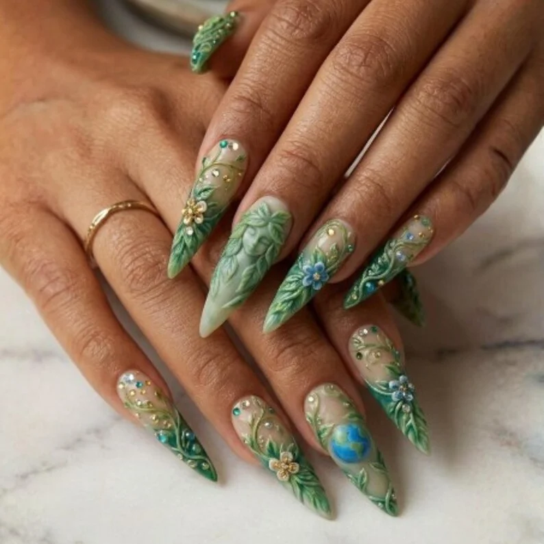 Goddess nail art, Botanical goddess nails, press on nails, custom press on nails, fake nails, Nails Art, stained glass nails, gold press on nails, 3d press on nails, luxury press on nails, handmade press on nails