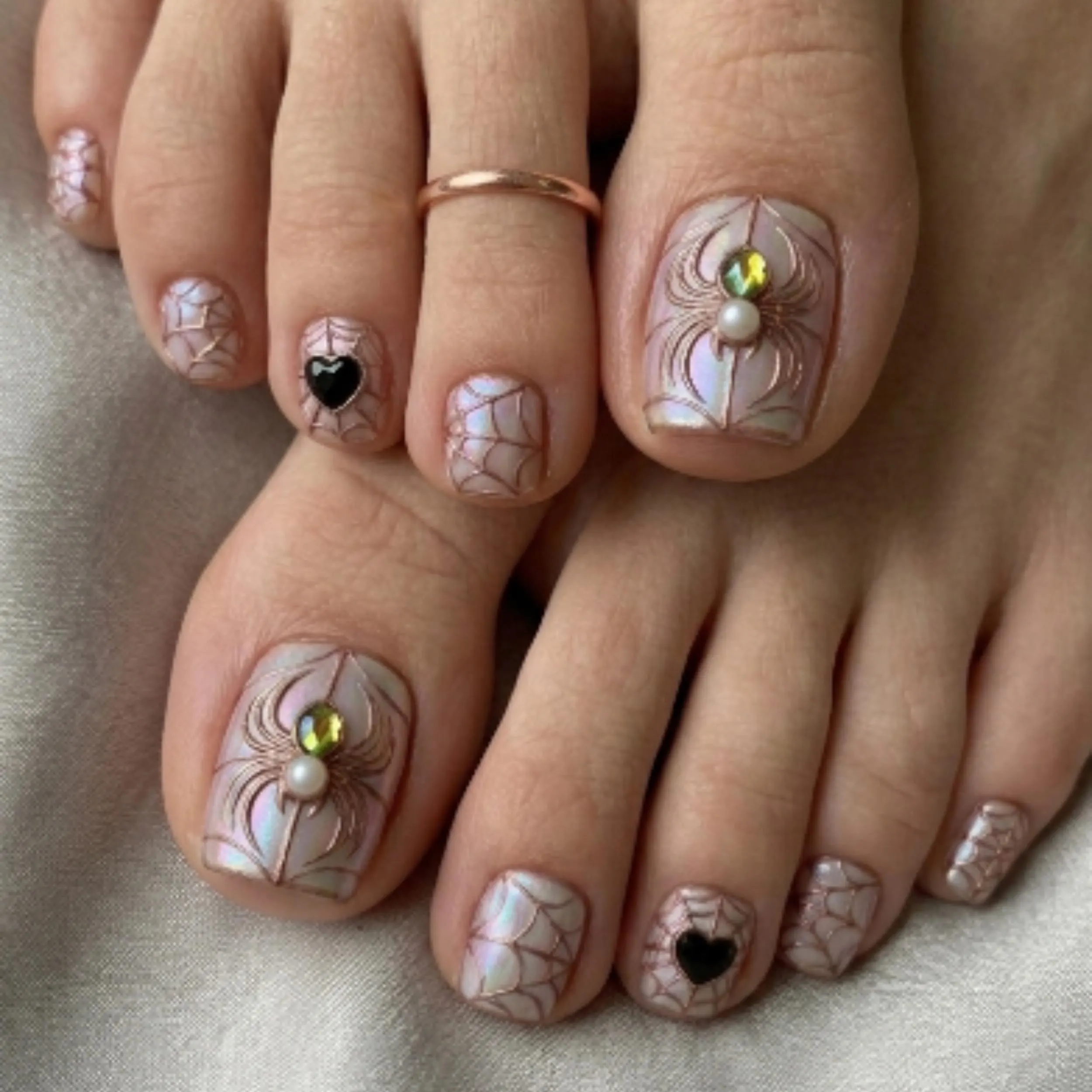 nocturnal heart, spider press on, press on nails, custom press on nails, fake nails, Nails Art, stained glass nails, gold press on nails, 3d press on nails, luxury press on nails, handmade press on nails