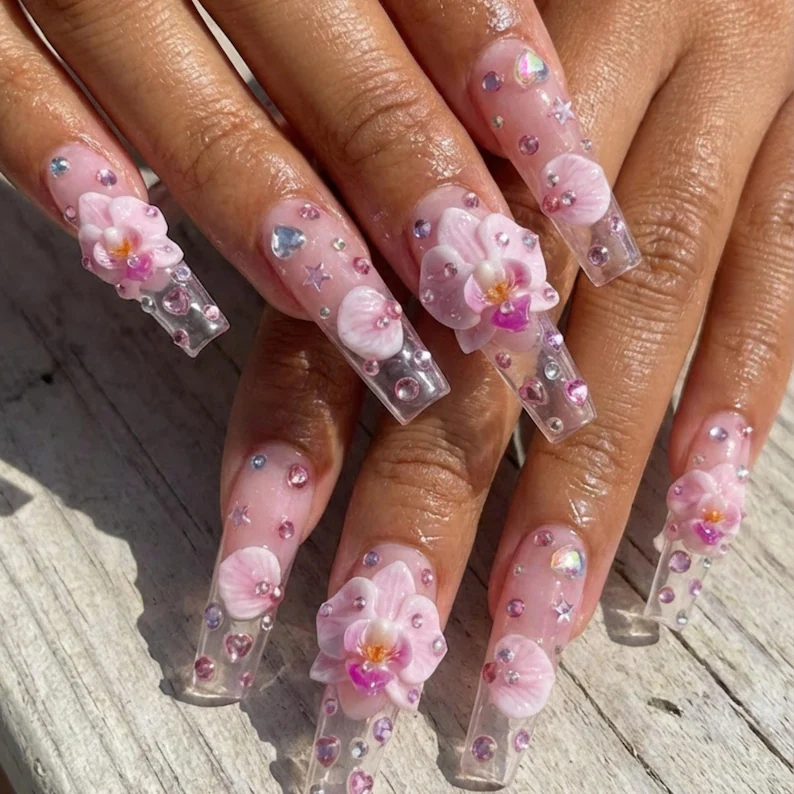 clear crystal nails, heart charm nails, press on nails, custom press on nails, fake nails, Nails Art, stained glass nails, gold press on nails, 3d press on nails, luxury press on nails, handmade press on nails