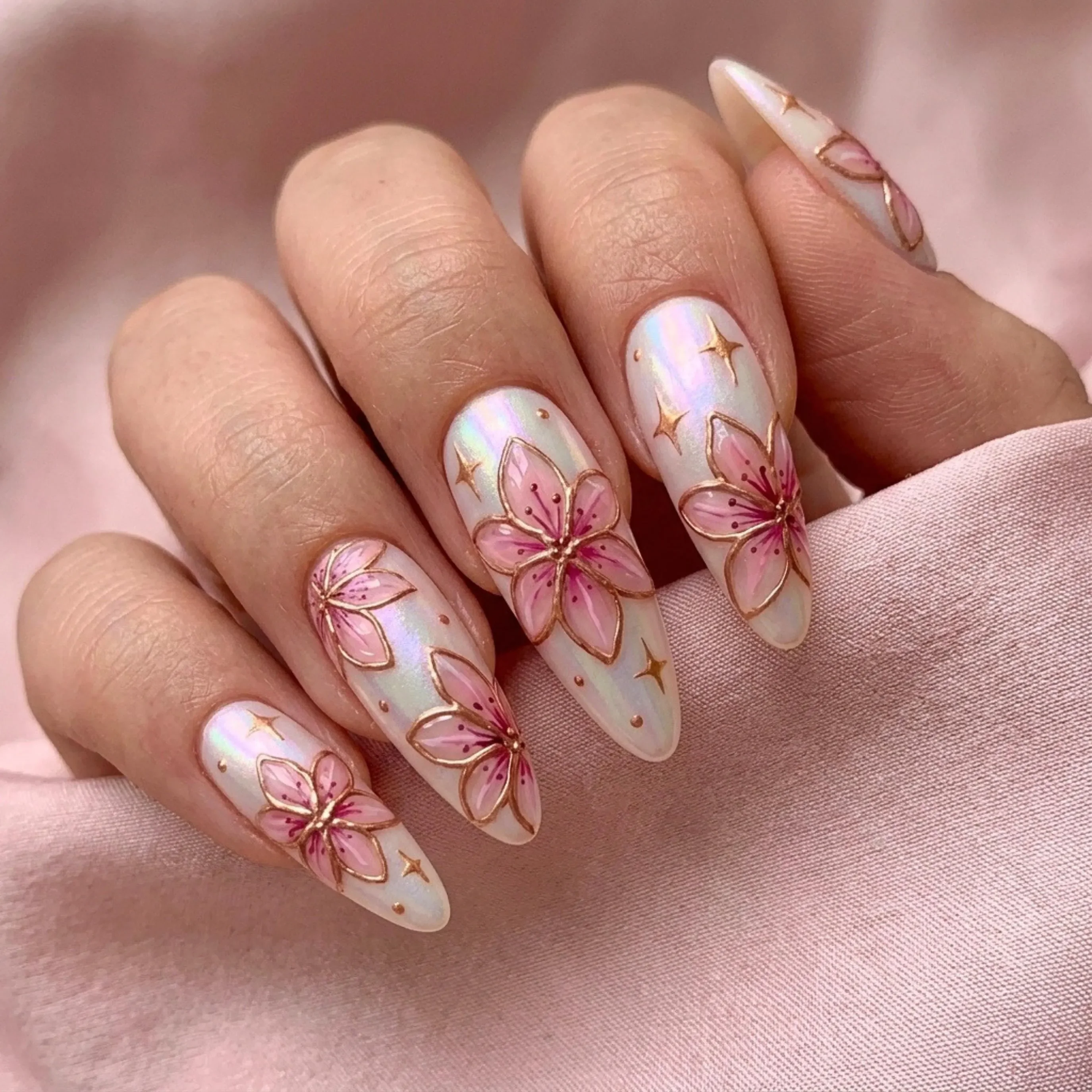 press on nails, custom press on nails, fake nails, Nails Art, stained glass nails, gold press on nails, 3d press on nails, luxury press on nails, handmade press on nails