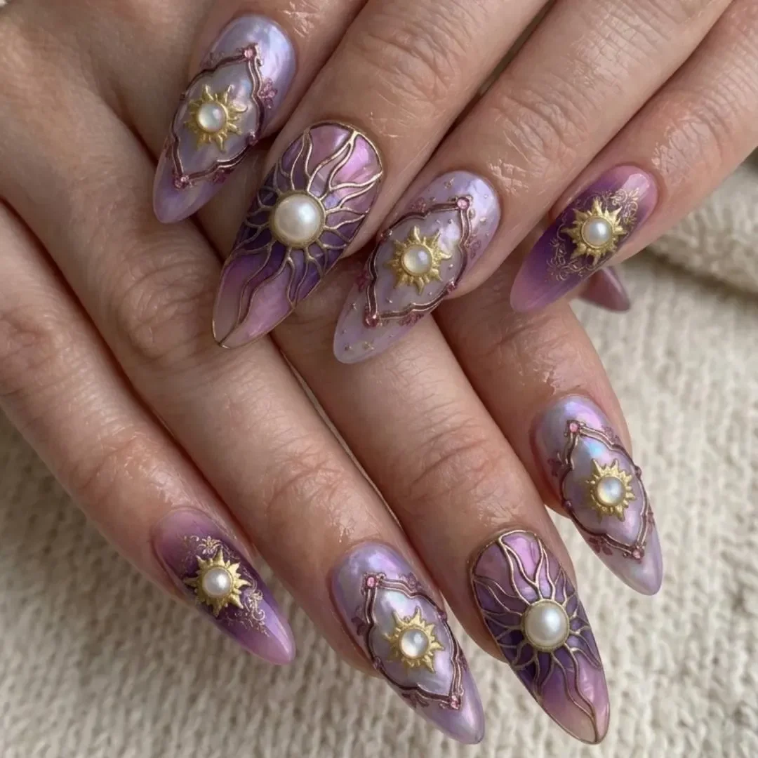 press on nails, custom press on nails, fake nails, Nails Art, stained glass nails, gold press on nails, 3d press on nails, luxury press on nails, handmade press on nails