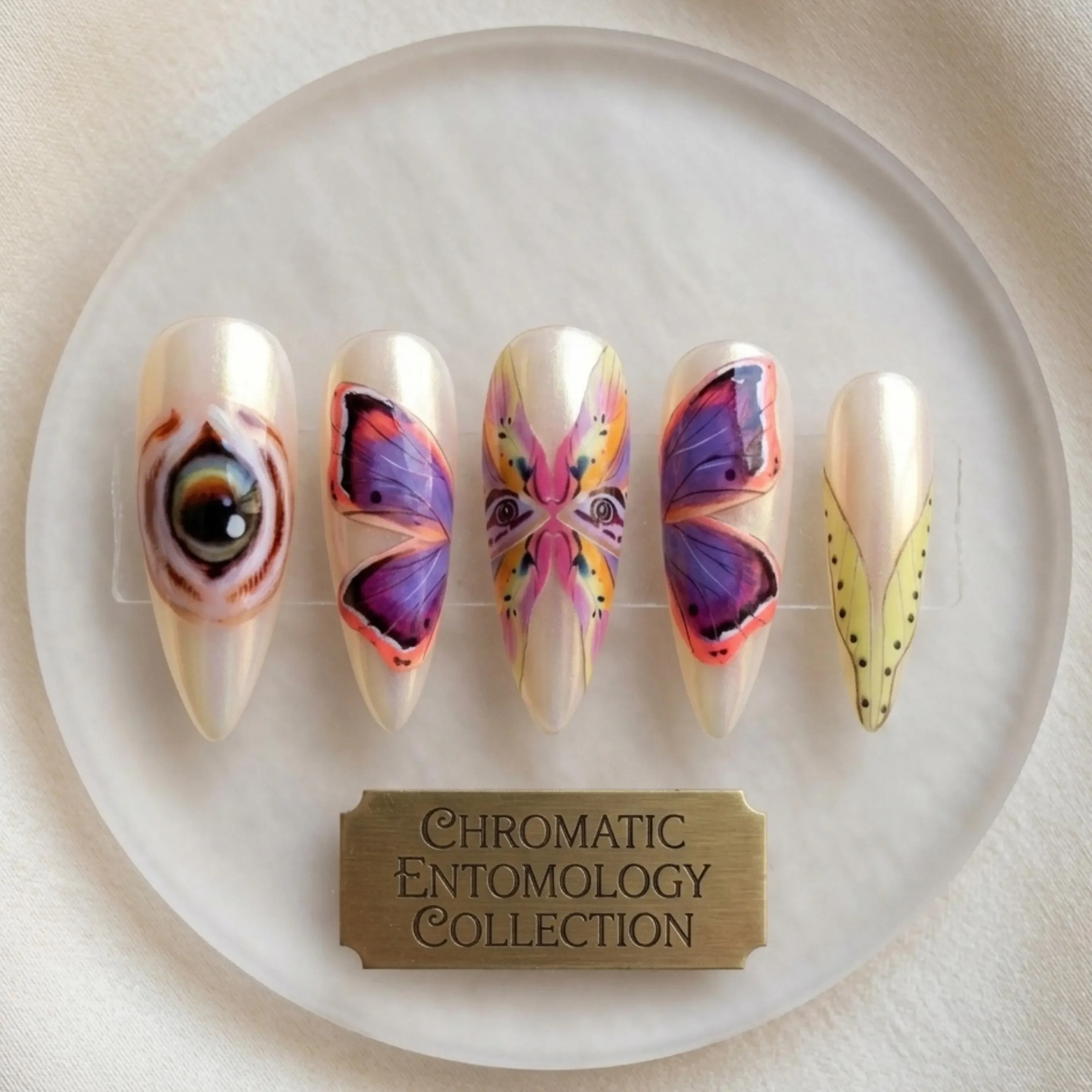 press on nails, custom press on nails, fake nails, Nails Art, stained glass nails, gold press on nails, 3d press on nails, luxury press on nails, handmade press on nails