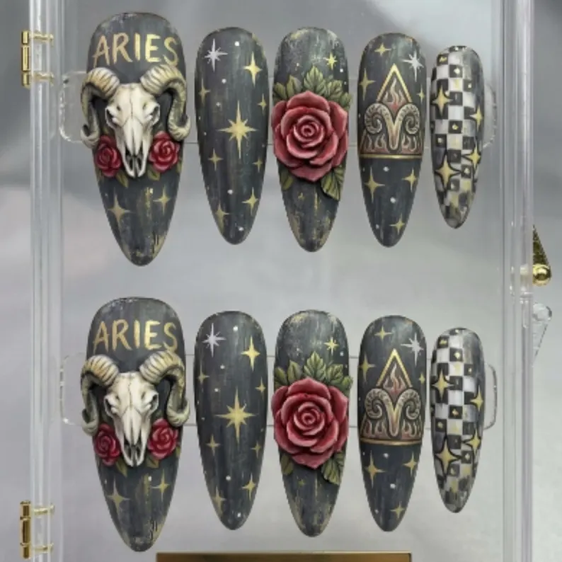 press on nails, custom press on nails, fake nails, Nails Art, stained glass nails, gold press on nails, 3d press on nails, luxury press on nails, handmade press on nails