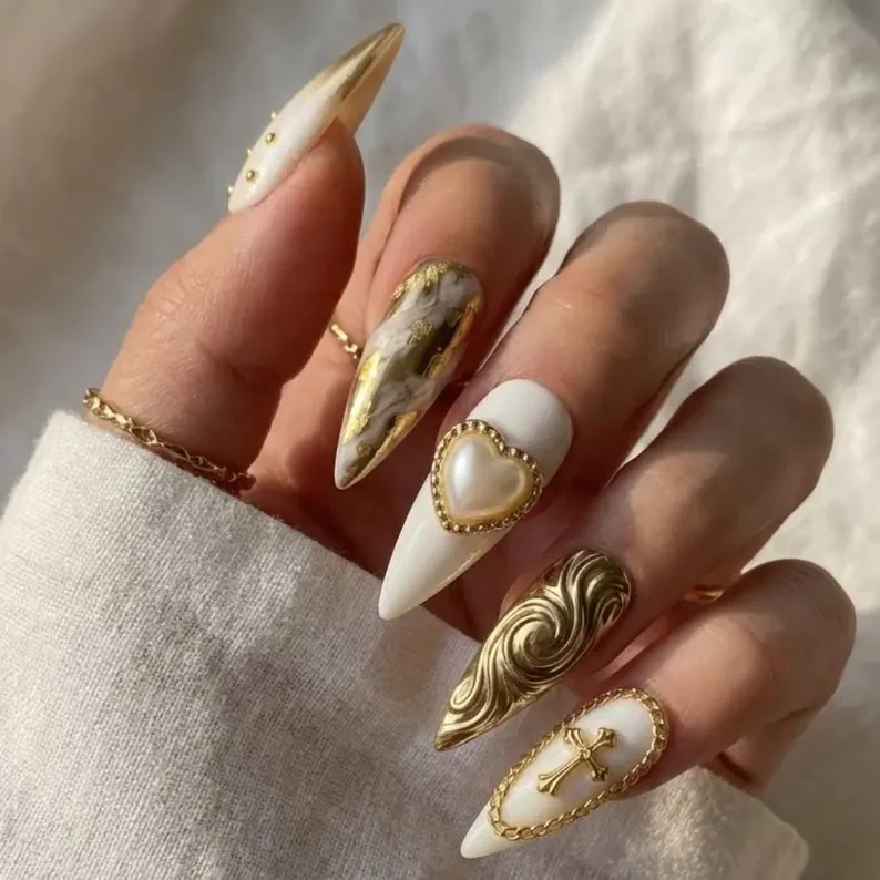 wedding nail art, pearl nail design, press on nails, custom press on nails, fake nails, Nails Art, stained glass nails, gold press on nails, 3d press on nails, luxury press on nails, handmade press on nails