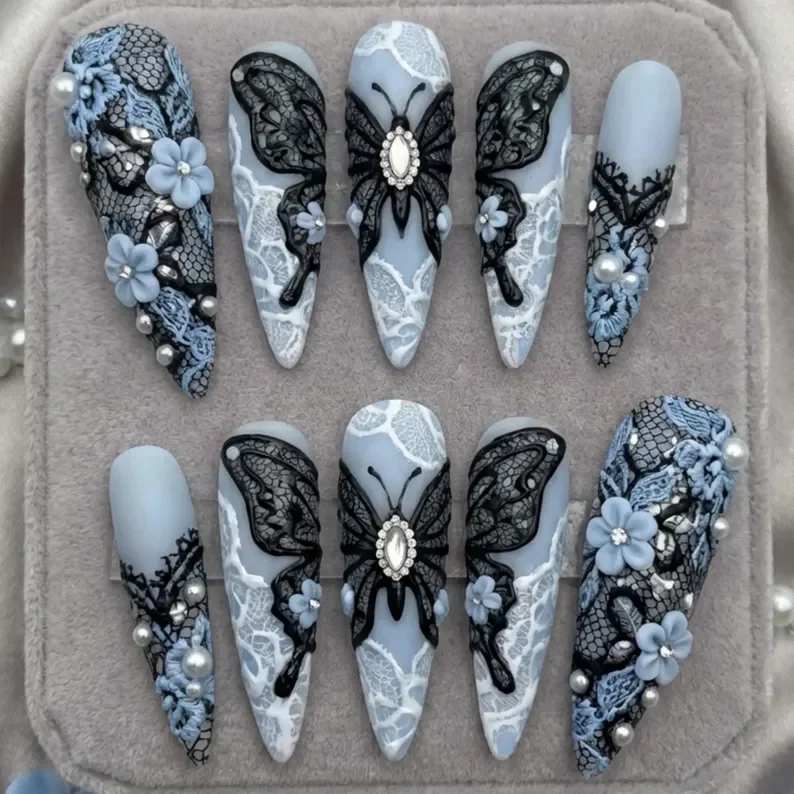 press on nails, custom press on nails, fake nails, Nails Art, stained glass nails, gold press on nails, 3d press on nails, luxury press on nails, handmade press on nails