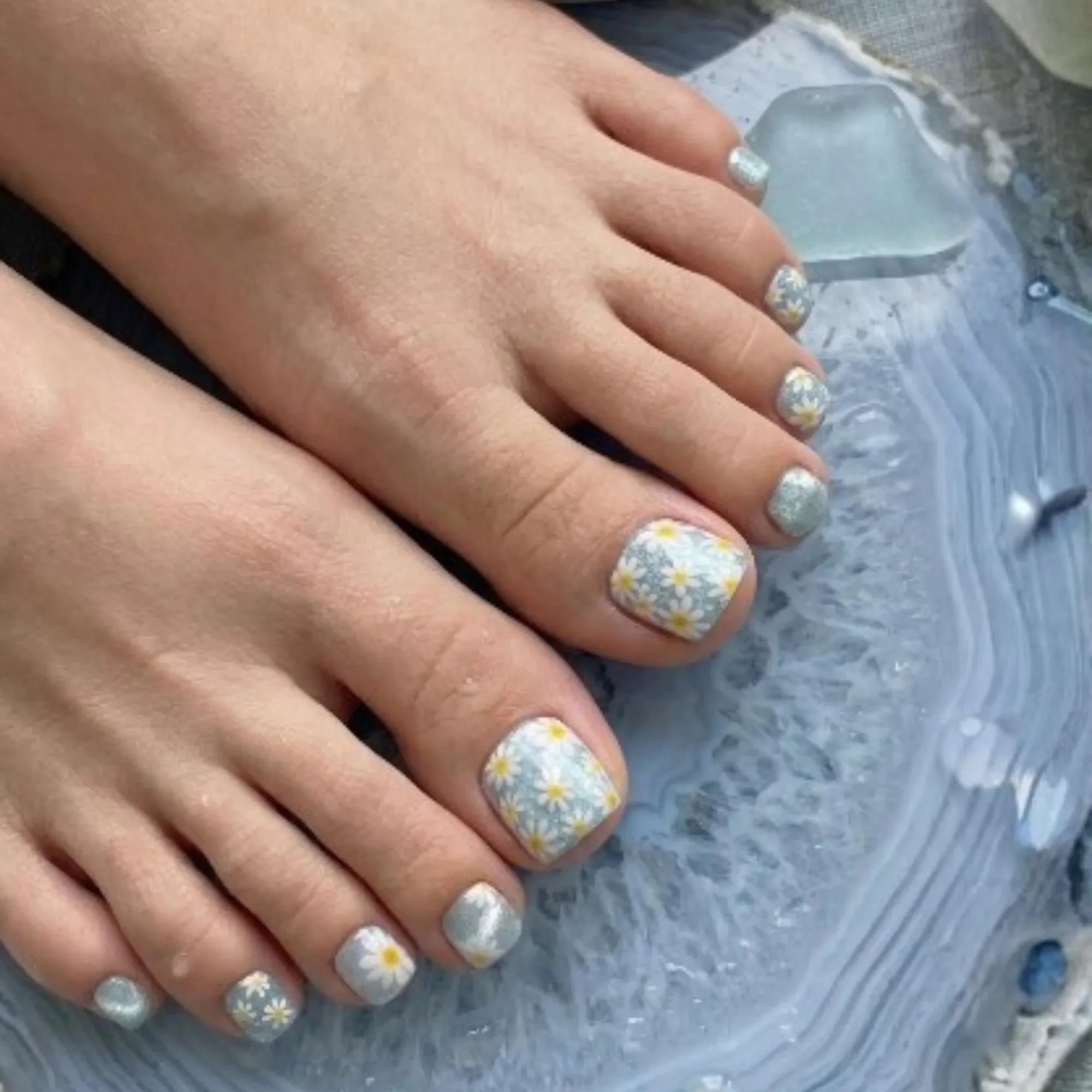 cat-eye shimmer, blue floral, press on nails, custom press on nails, fake nails, Nails Art, stained glass nails, gold press on nails, 3d press on nails, luxury press on nails, handmade press on nails
