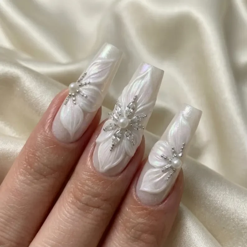 press on nails, custom press on nails, fake nails, Nails Art, stained glass nails, gold press on nails, 3d press on nails, luxury press on nails, handmade press on nails