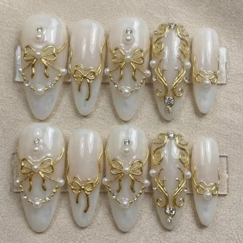 3D shimmer nails, milky white nails, press on nails, custom press on nails, fake nails, Nails Art, stained glass nails, gold press on nails, 3d press on nails, luxury press on nails, handmade press on nails