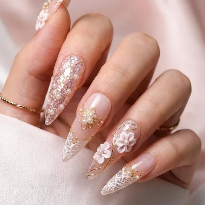 bridal nail set, elegant gold nails, press on nails, custom press on nails, fake nails, Nails Art, stained glass nails, gold press on nails, 3d press on nails, luxury press on nails, handmade press on nails