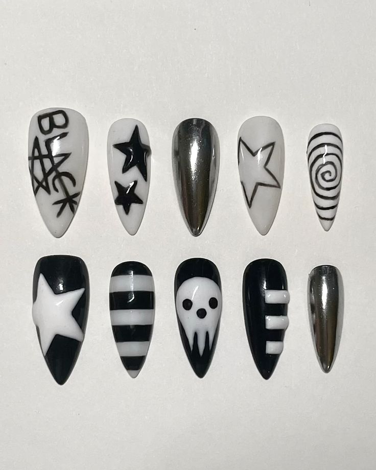 press on nails, custom press on nails, fake nails, Nails Art, stained glass nails, gold press on nails, 3d press on nails, luxury press on nails, handmade press on nails