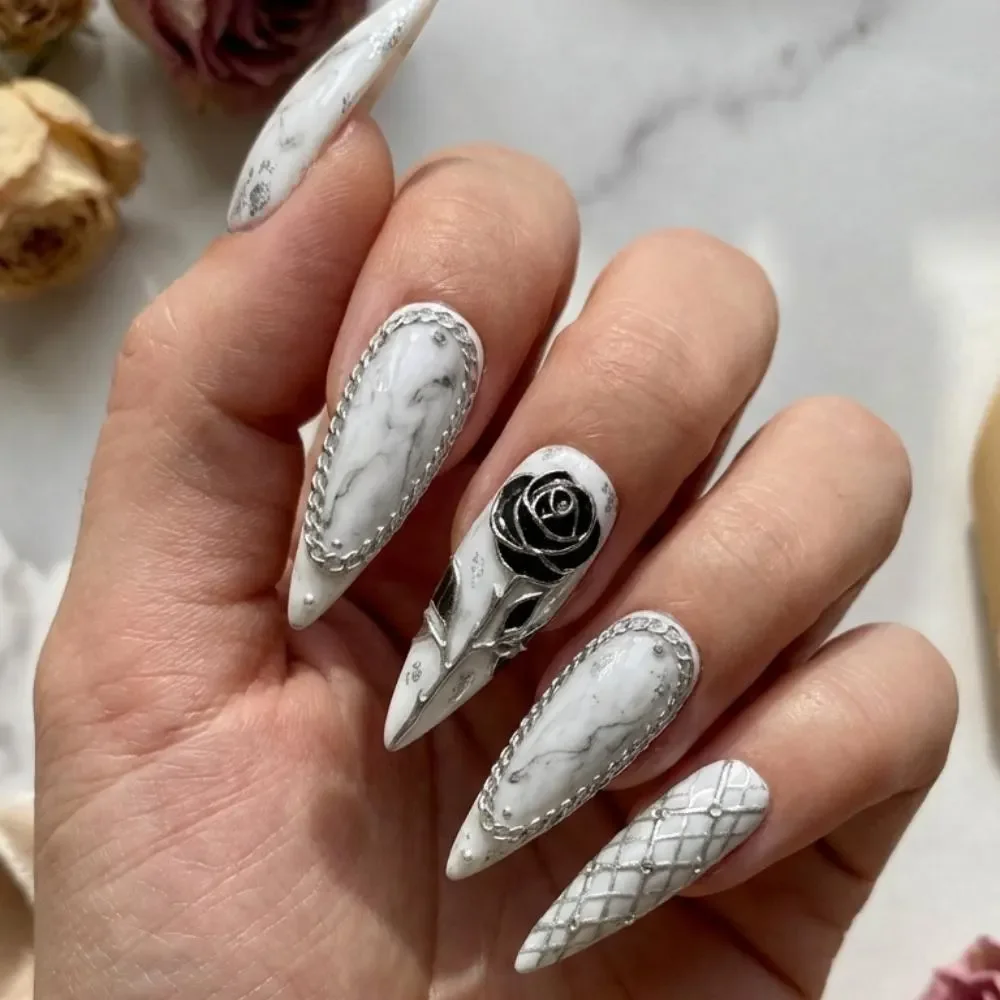 press on nails, custom press on nails, fake nails, Nails Art, stained glass nails, gold press on nails, 3d press on nails, luxury press on nails, handmade press on nails