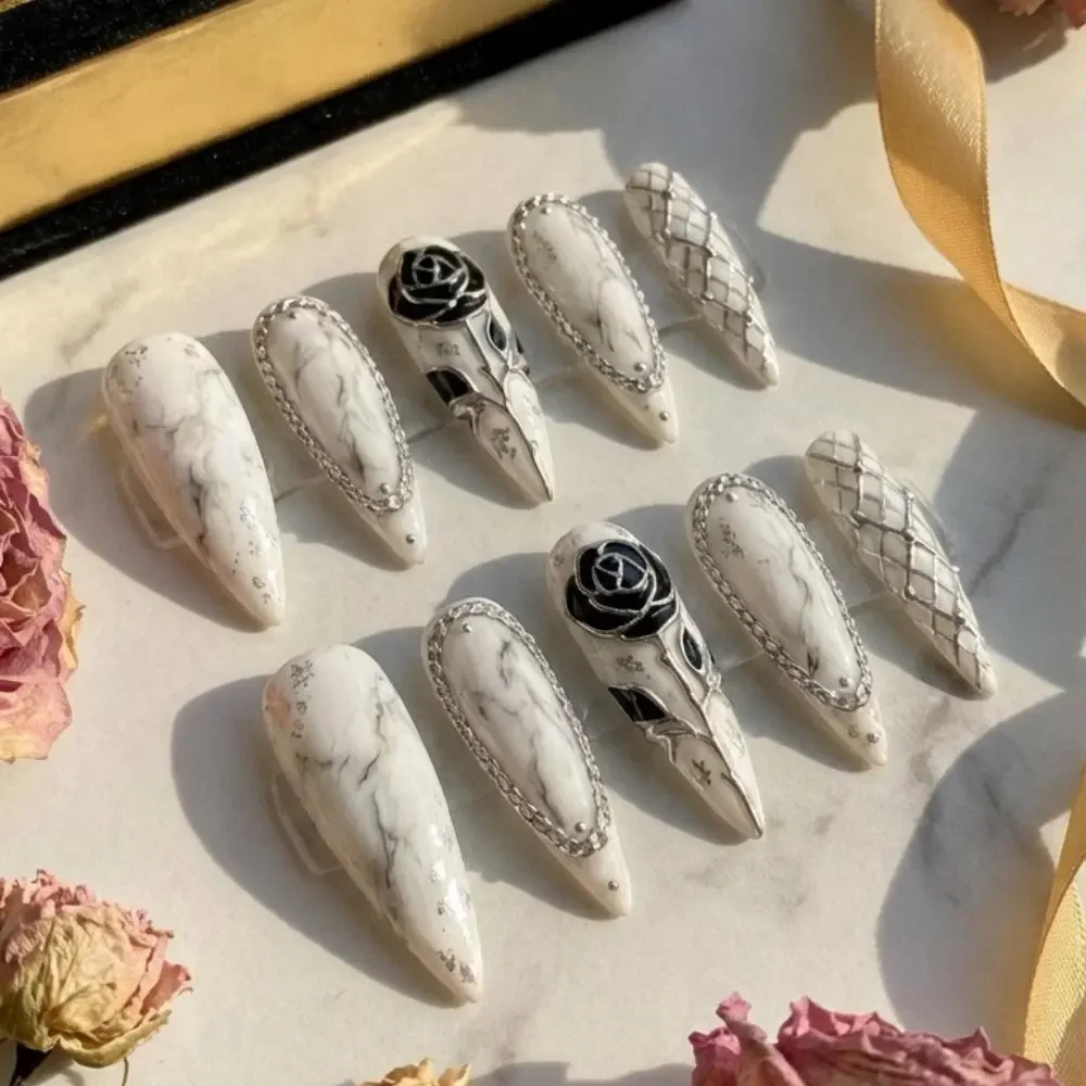 press on nails, custom press on nails, fake nails, Nails Art, stained glass nails, gold press on nails, 3d press on nails, luxury press on nails, handmade press on nails