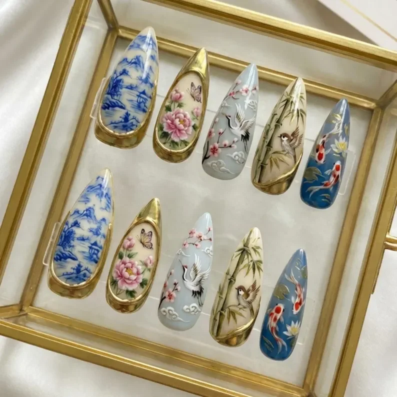 press on nails, custom press on nails, fake nails, Nails Art, stained glass nails, gold press on nails, 3d press on nails, luxury press on nails, handmade press on nails
