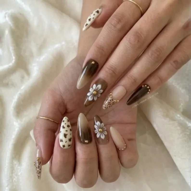 press on nails, leopard cow print, custom press on nails, fake nails, Nails Art, stained glass nails, gold press on nails, 3d press on nails, luxury press on nails, handmade press on nails