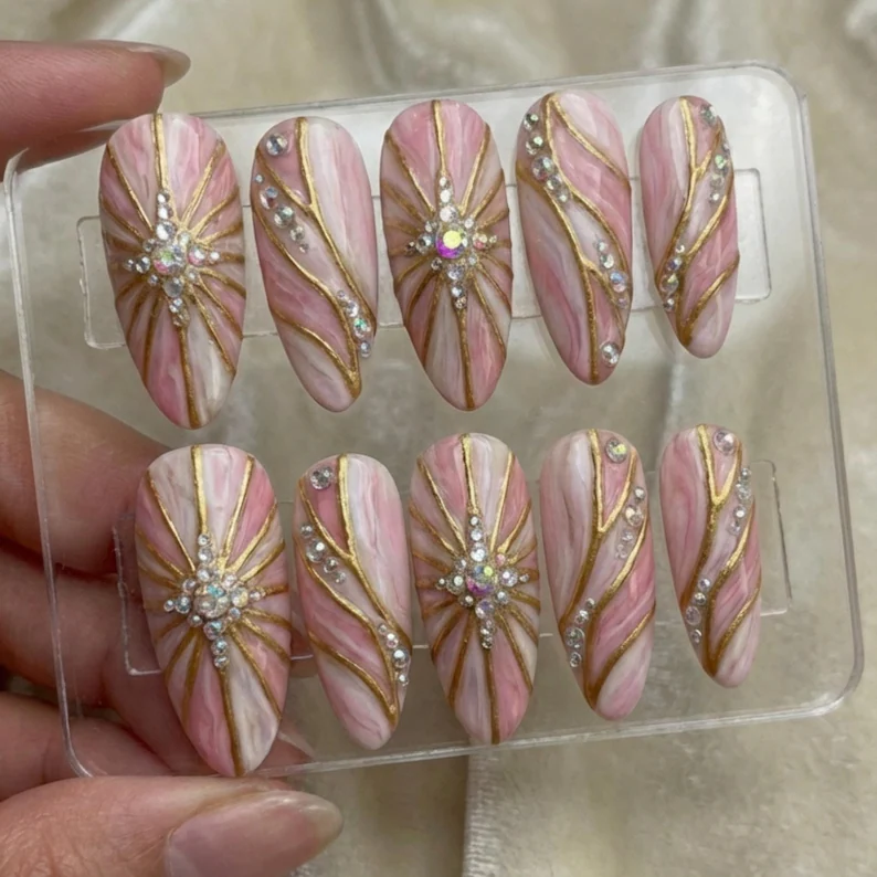 press on nails, 3D gold starburst, custom press on nails, fake nails, Nails Art, stained glass nails, gold press on nails, 3d press on nails, luxury press on nails, handmade press on nails