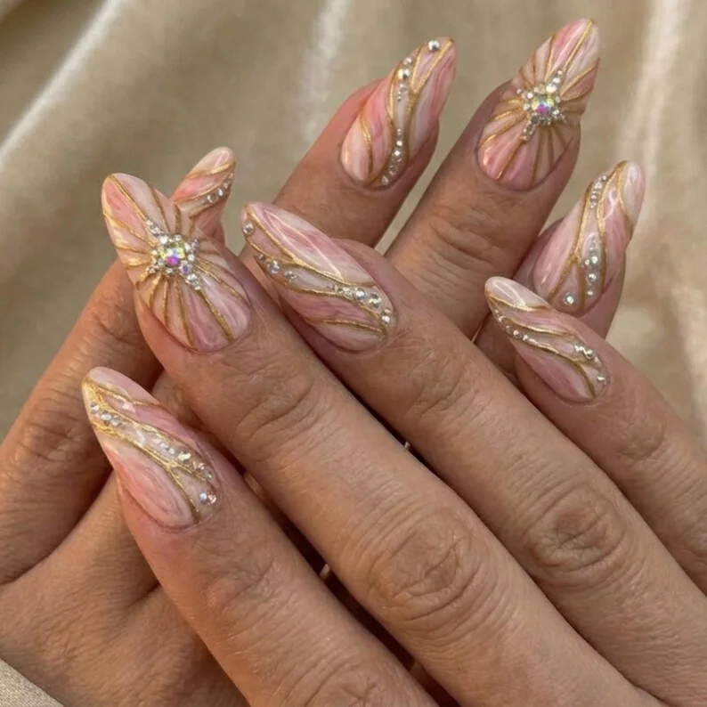 crystal art, marble nail design, press on nails, custom press on nails, fake nails, Nails Art, stained glass nails, gold press on nails, 3d press on nails, luxury press on nails, handmade press on nails