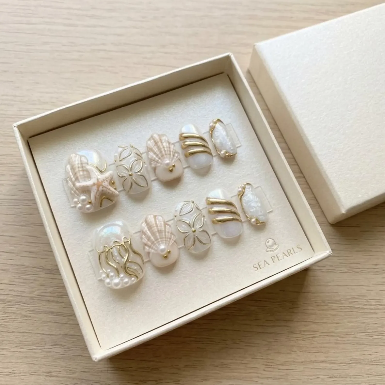 beach pedicure, shell nail art, press on nails, custom press on nails, fake nails, Nails Art, stained glass nails, gold press on nails, 3d press on nails, luxury press on nails, handmade press on nails
