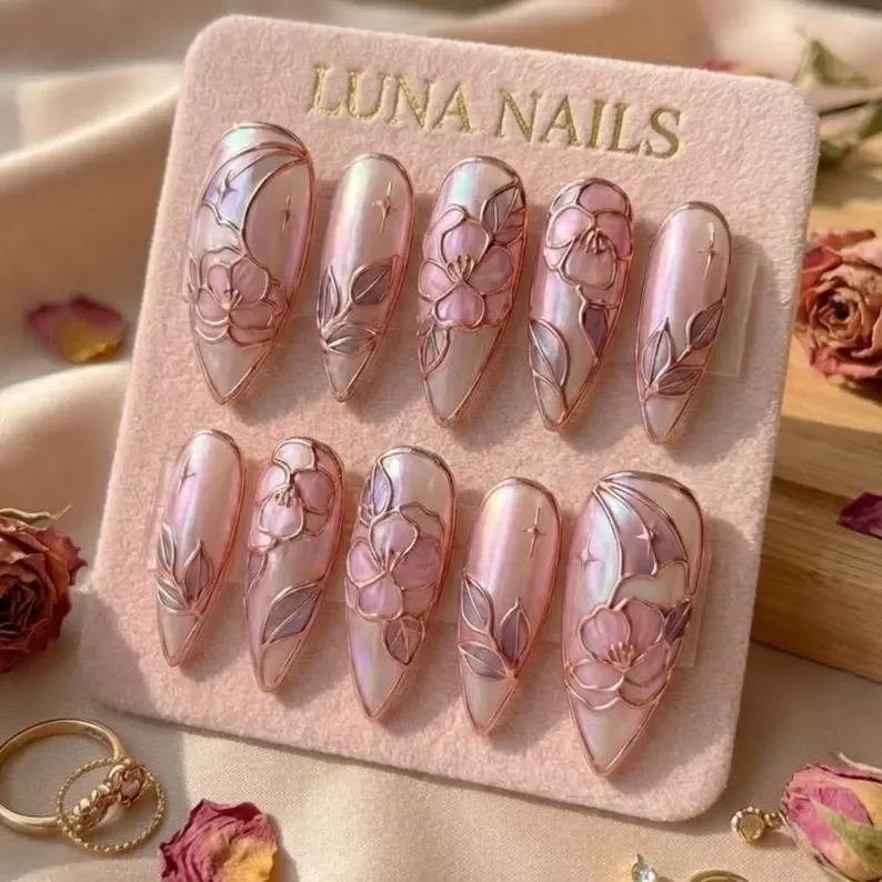 luxury rose gold, stained glass nails, press on nails, custom press on nails, fake nails, Nails Art, gold press on nails, 3d press on nails, luxury press on nails, handmade press on nails