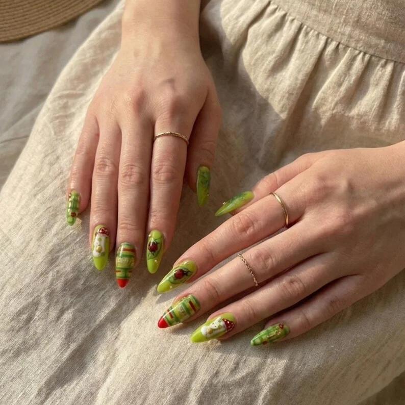 press on nails, custom press on nails, fake nails, Nails Art, stained glass nails, gold press on nails, 3d press on nails, luxury press on nails, handmade press on nails