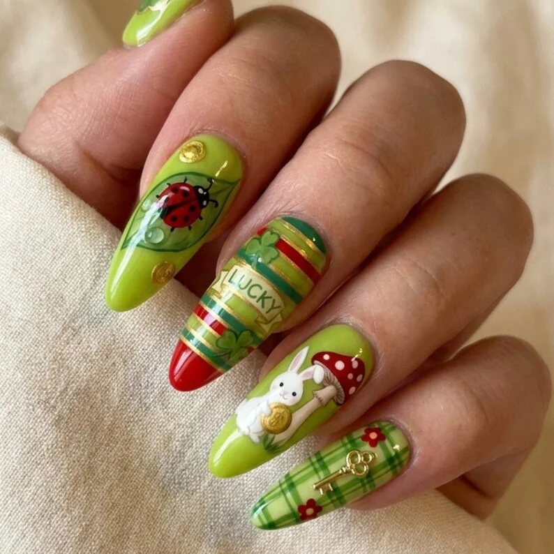 press on nails, custom press on nails, fake nails, Nails Art, stained glass nails, gold press on nails, 3d press on nails, luxury press on nails, handmade press on nails
