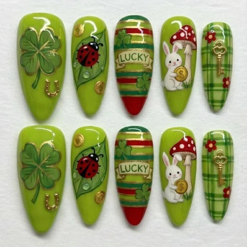 press on nails, custom press on nails, fake nails, Nails Art, stained glass nails, gold press on nails, 3d press on nails, luxury press on nails, handmade press on nails