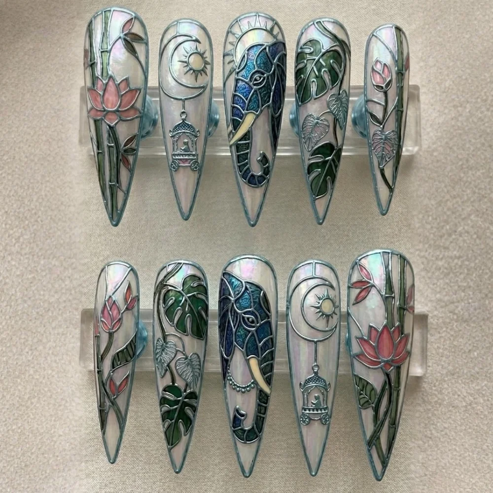 press on nails, custom press on nails, fake nails, Nails Art, stained glass nails, gold press on nails, 3d press on nails, luxury press on nails, handmade press on nails