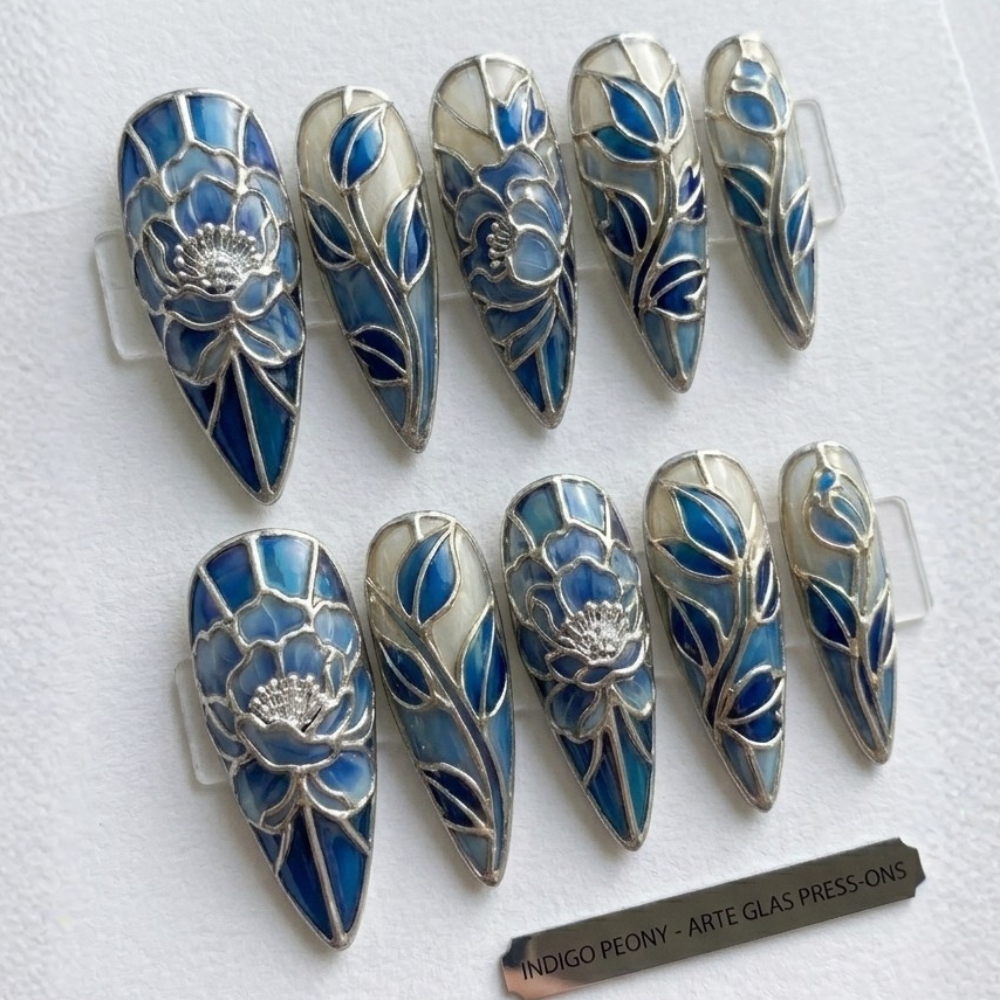press on nails, custom press on nails, fake nails, Nails Art, stained glass nails, gold press on nails, 3d press on nails, luxury press on nails, handmade press on nails