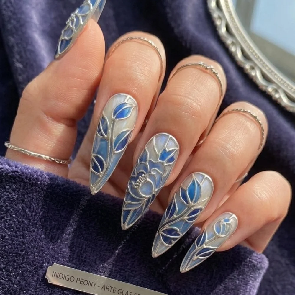 press on nails, custom press on nails, fake nails, Nails Art, stained glass nails, gold press on nails, 3d press on nails, luxury press on nails, handmade press on nails