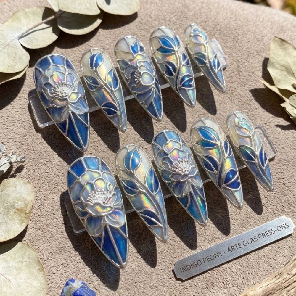 press on nails, custom press on nails, fake nails, Nails Art, stained glass nails, gold press on nails, 3d press on nails, luxury press on nails, handmade press on nails