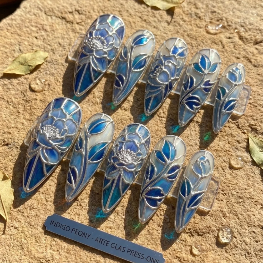 press on nails, custom press on nails, fake nails, Nails Art, stained glass nails, gold press on nails, 3d press on nails, luxury press on nails, handmade press on nails