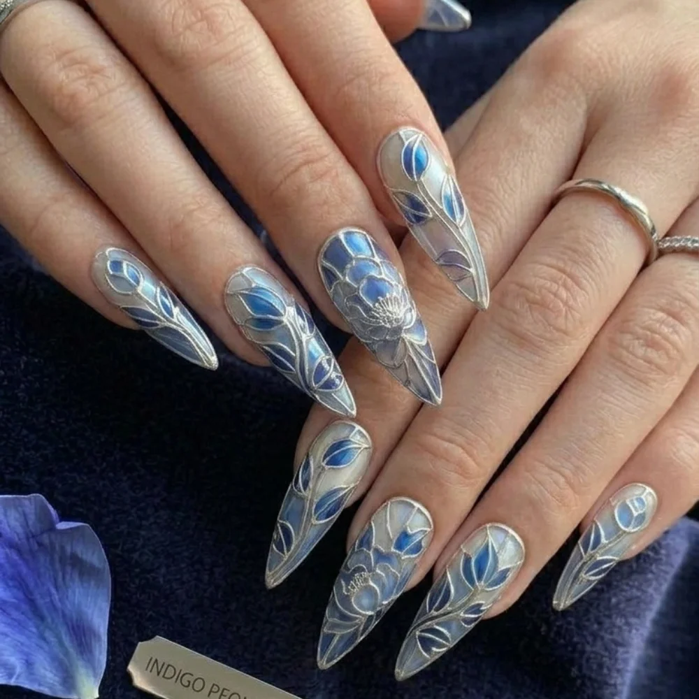 press on nails, custom press on nails, fake nails, Nails Art, stained glass nails, gold press on nails, 3d press on nails, luxury press on nails, handmade press on nails