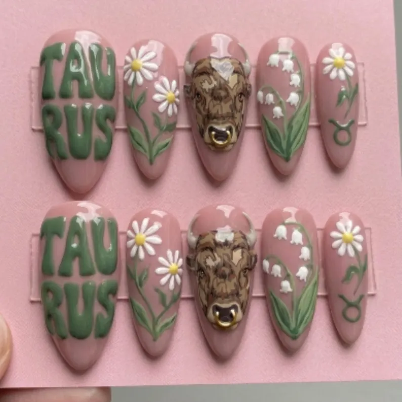 press on nails, custom press on nails, fake nails, Nails Art, stained glass nails, gold press on nails, 3d press on nails, luxury press on nails, handmade press on nails
