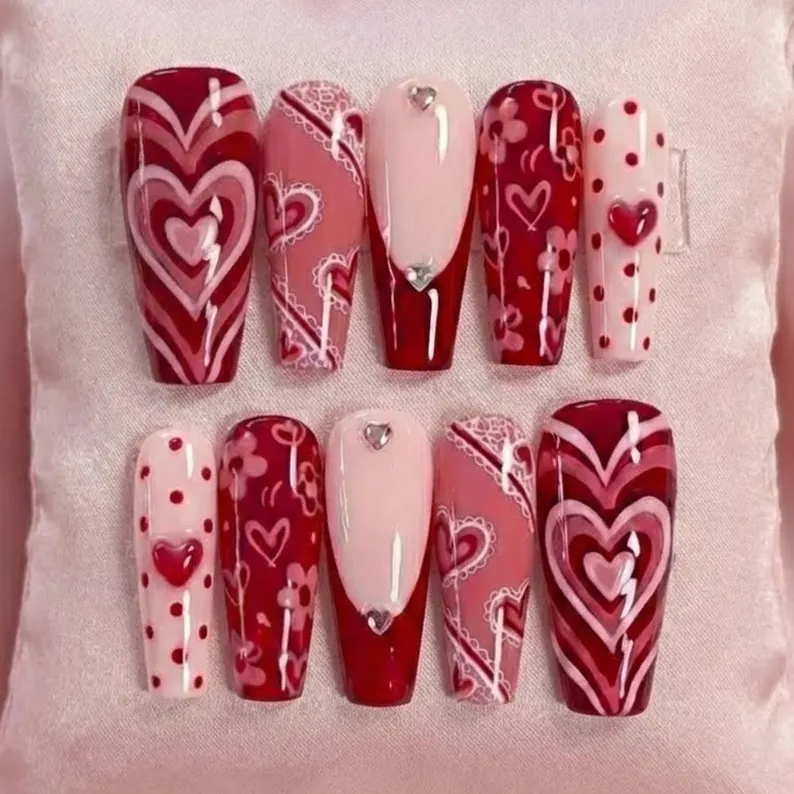 heart nail design, valentine nail set, press on nails, custom press on nails, fake nails, Nails Art, stained glass nails, gold press on nails, 3d press on nails, luxury press on nails, handmade press on nails