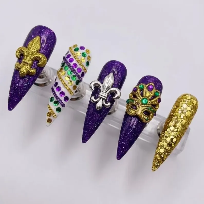 masquerade mask nails, fleur de lis design, press on nails, custom press on nails, fake nails, Nails Art, stained glass nails, gold press on nails, 3d press on nails, luxury press on nails, handmade press on nails