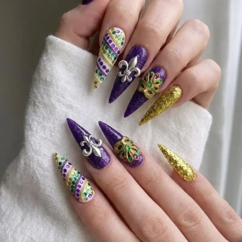 3D decorative nails, masquerade theme nails, press on nails, custom press on nails, fake nails, Nails Art, stained glass nails, gold press on nails, 3d press on nails, luxury press on nails, handmade press on nails