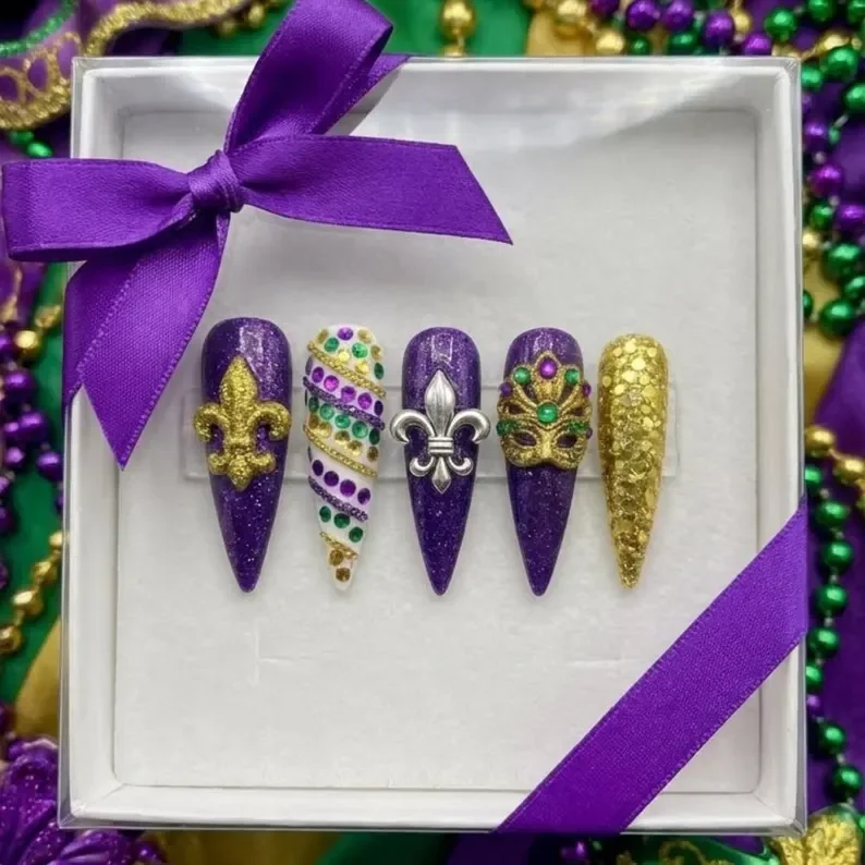 masquerade mask nails, fleur de lis design, press on nails, custom press on nails, fake nails, Nails Art, stained glass nails, gold press on nails, 3d press on nails, luxury press on nails, handmade press on nails