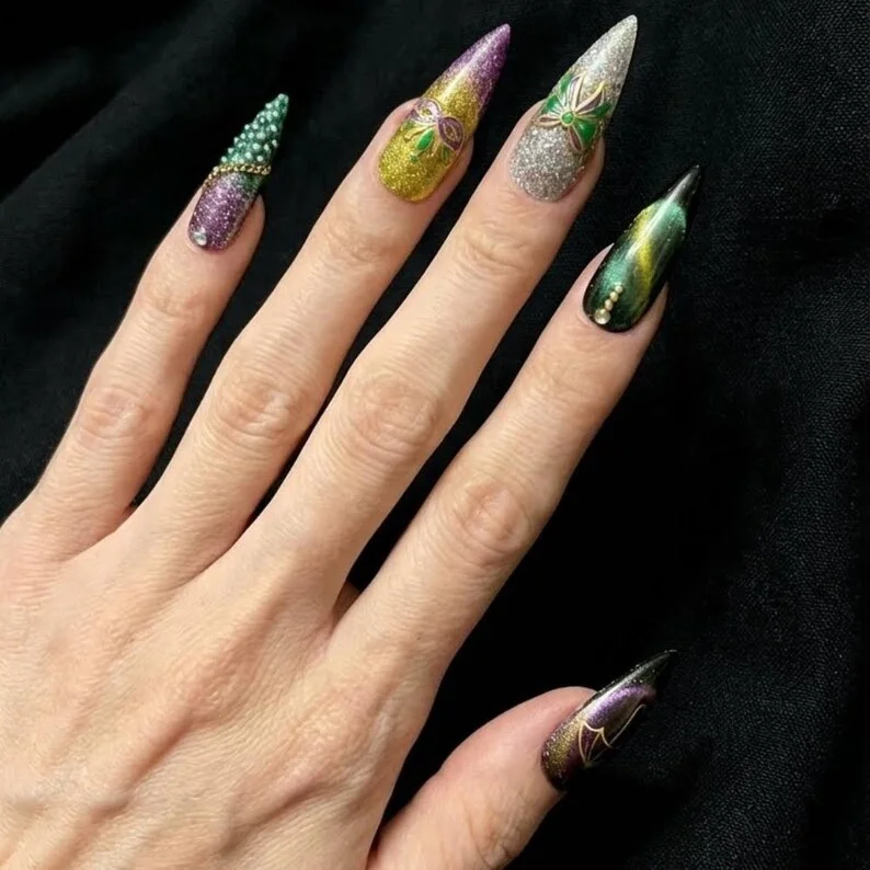 3D mask nails, Cat eye nails, press on nails, custom press on nails, fake nails, Nails Art, stained glass nails, gold press on nails, 3d press on nails, luxury press on nails, handmade press on nails