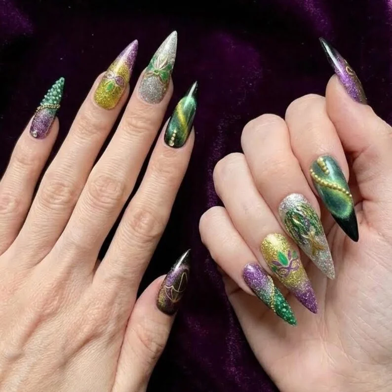 Fleur-de-lis nails, Mardi Gras manicure, press on nails, custom press on nails, fake nails, Nails Art, stained glass nails, gold press on nails, 3d press on nails, luxury press on nails, handmade press on nails