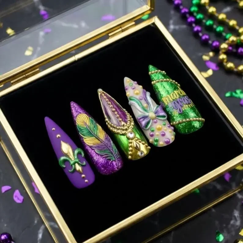 Carnival Nail Art, 3D Press On, press on nails, custom press on nails, fake nails, Nails Art, stained glass nails, gold press on nails, 3d press on nails, luxury press on nails, handmade press on nails