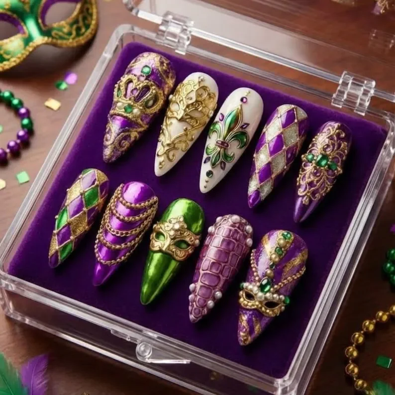 Mardi Gras nails, Royalty press-on, press on nails, custom press on nails, fake nails, Nails Art, stained glass nails, gold press on nails, 3d press on nails, luxury press on nails, handmade press on nails